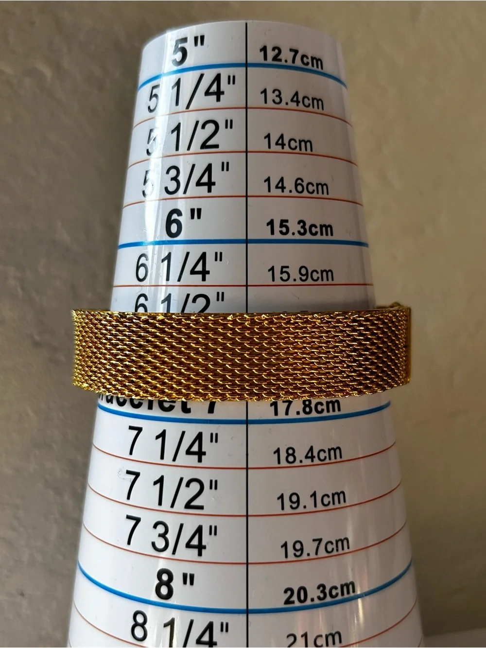 Gold Mesh Women's Bangle Bracelet - Brand Unknown